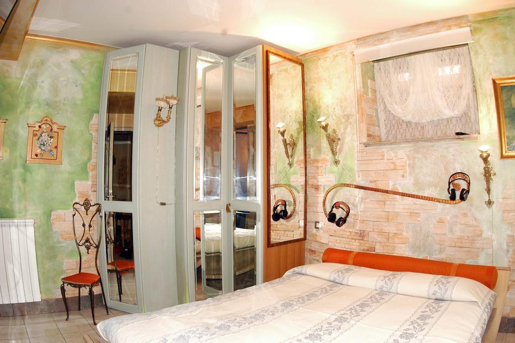 Hospitales Del Pellegrino - Trastevere Rzym Pokój zdjęcie
